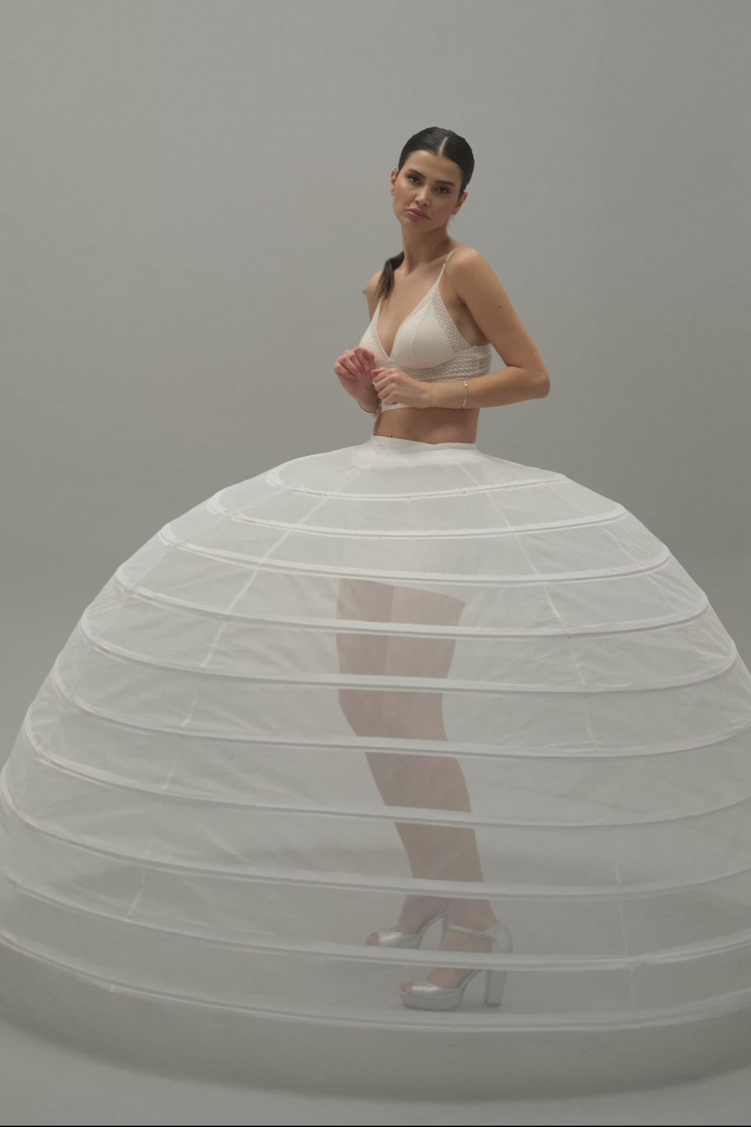 Weißer Petticoat für Kostüme und Brautkleider
