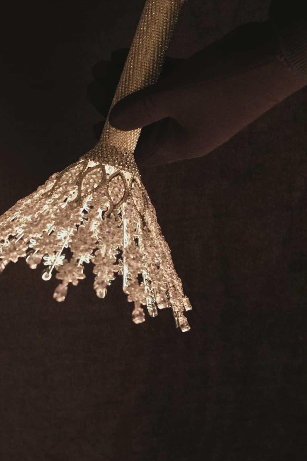 Luxury Silver Quinceañera & Wedding Bouquet Holder – Handcrafted with Crystal Stones & Beads