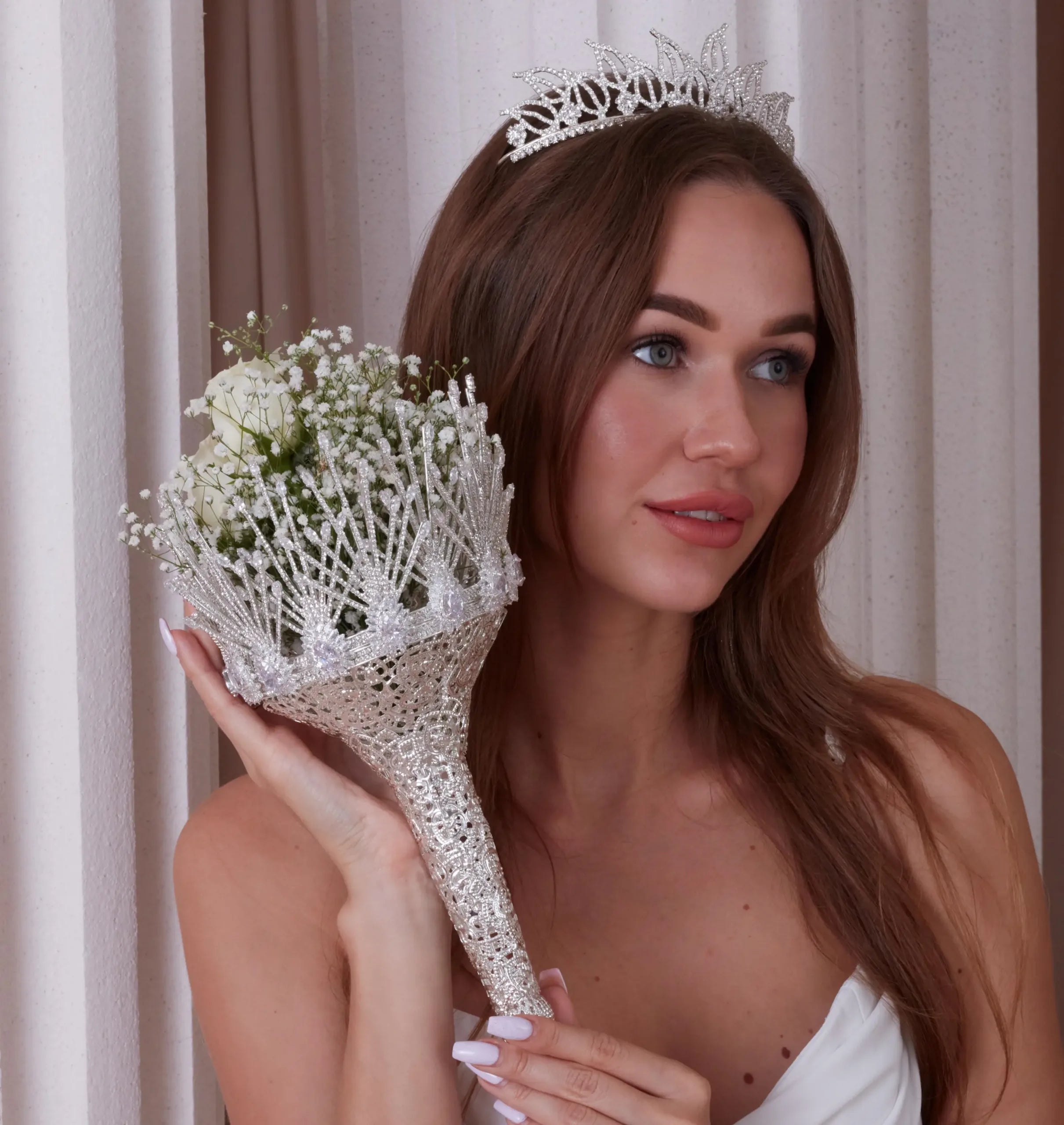 Deluxe Hand Bouquet, Wedding Bouquet - Bridal Port