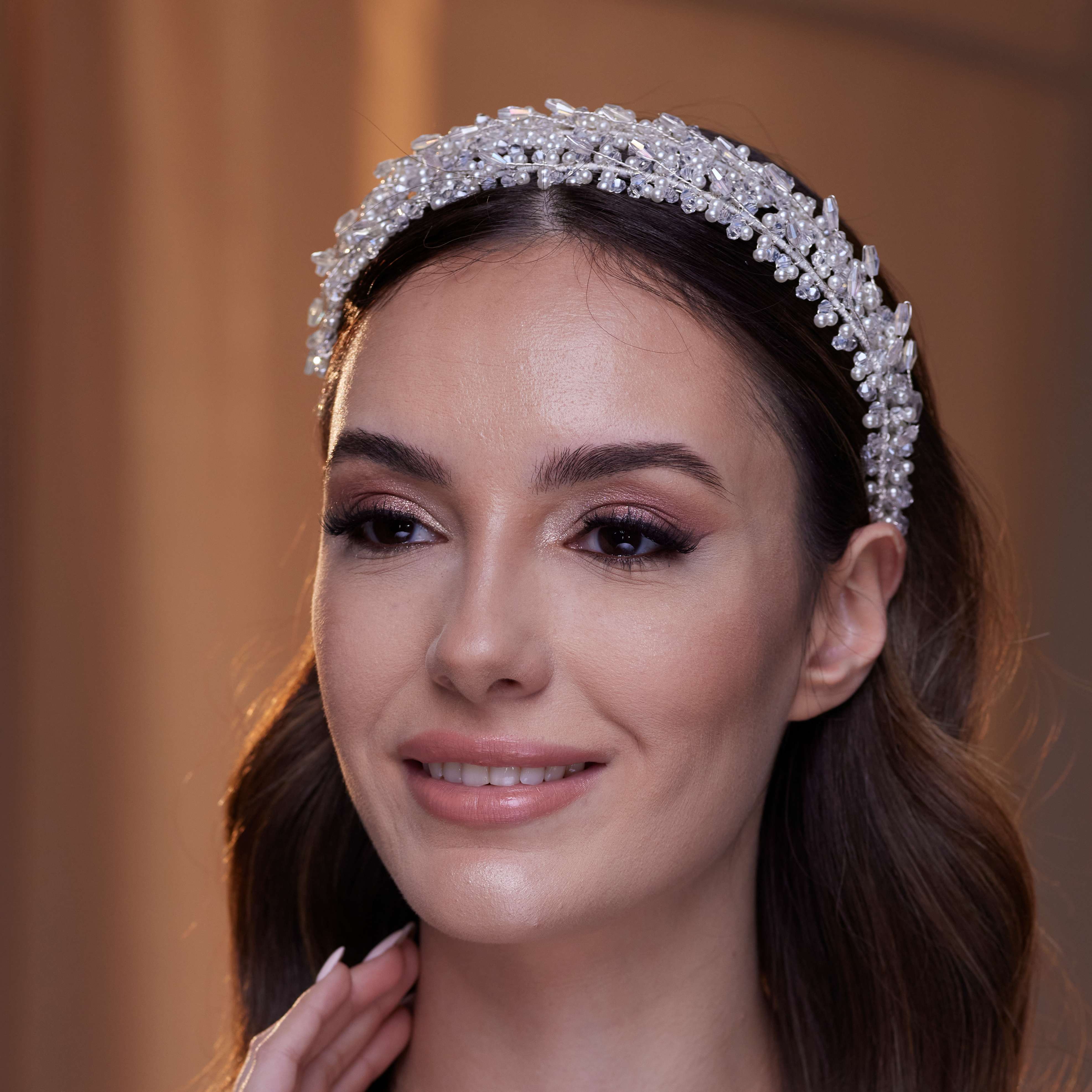 Elegant Crystal Beads and Pearls Hairband