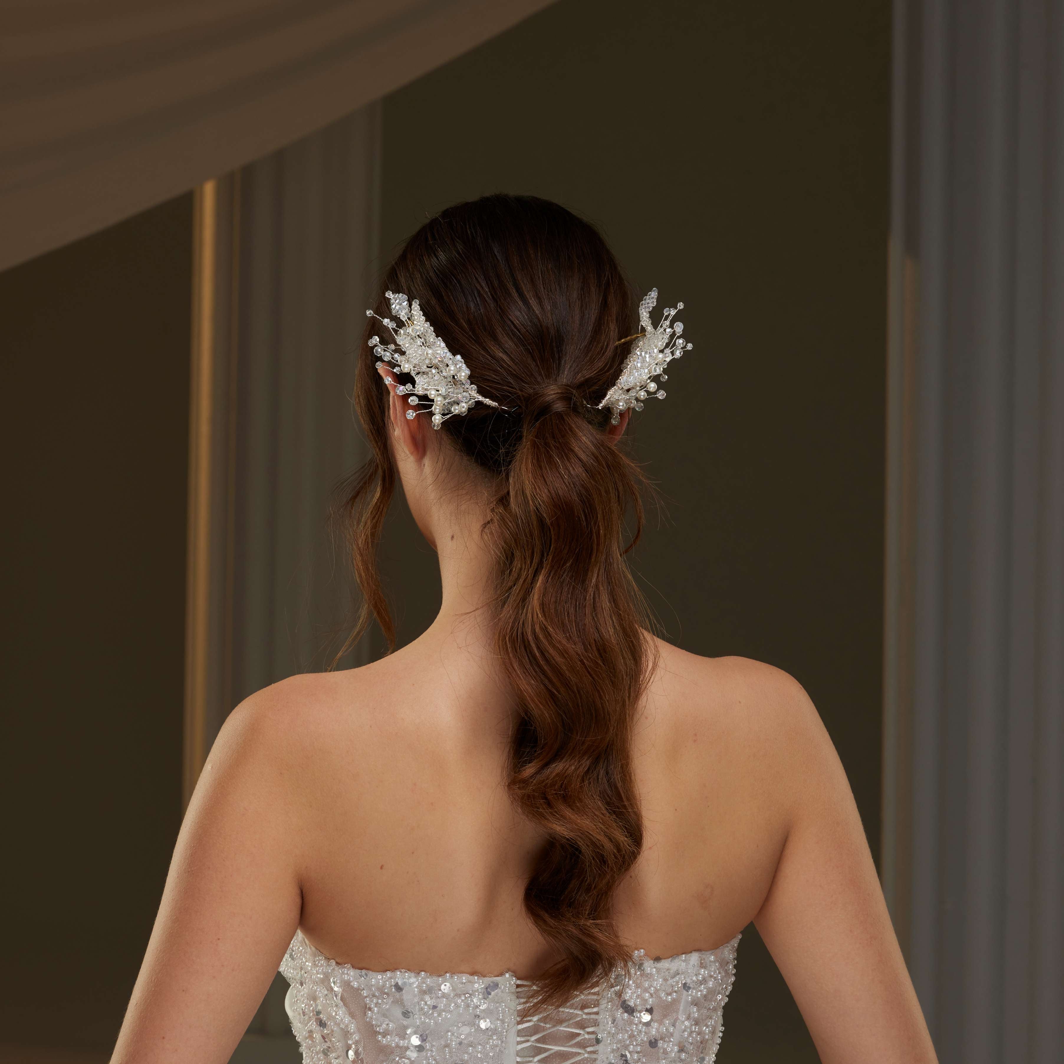 Elegant Two-Piece Wedding Hairvine