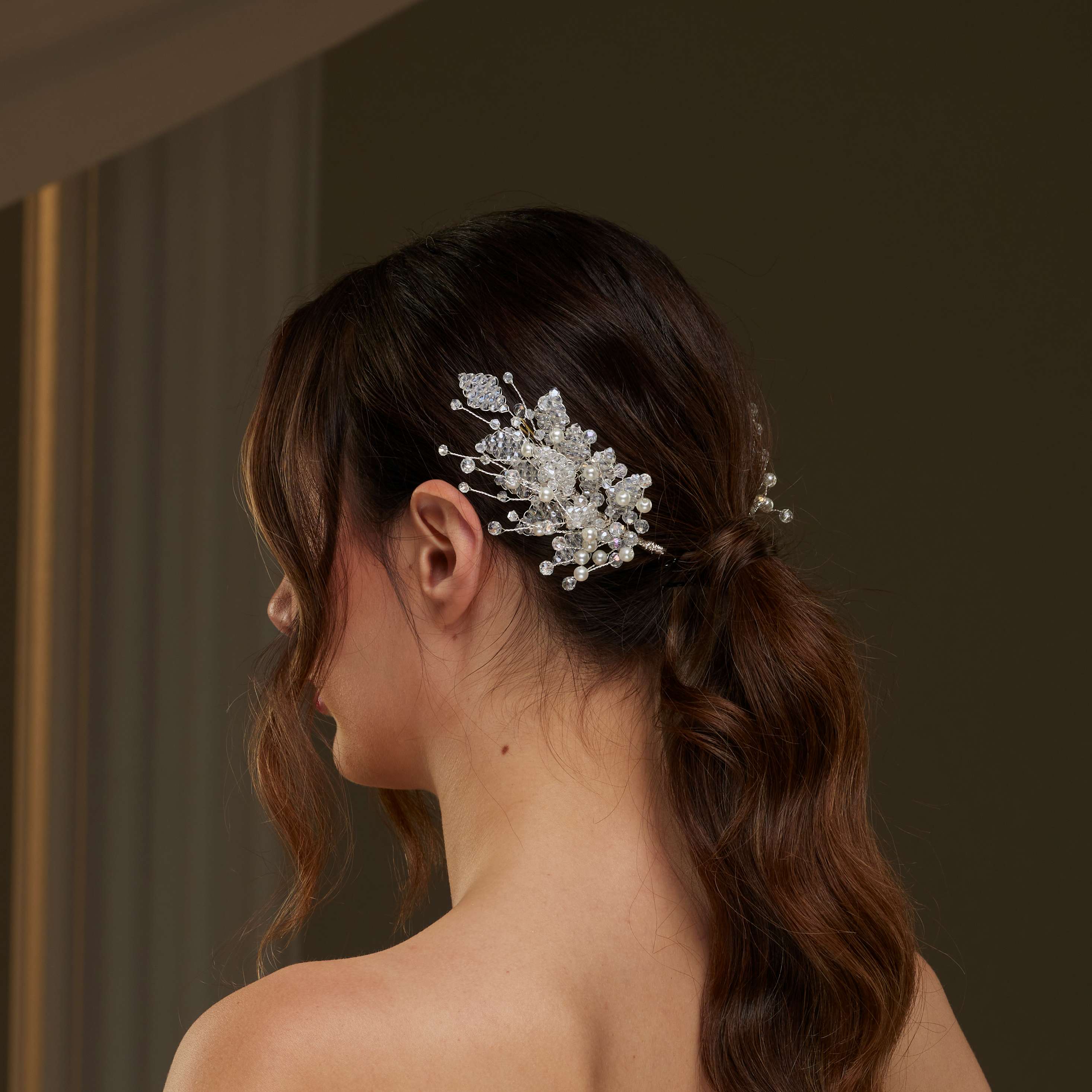 Elegant Two-Piece Wedding Hairvine