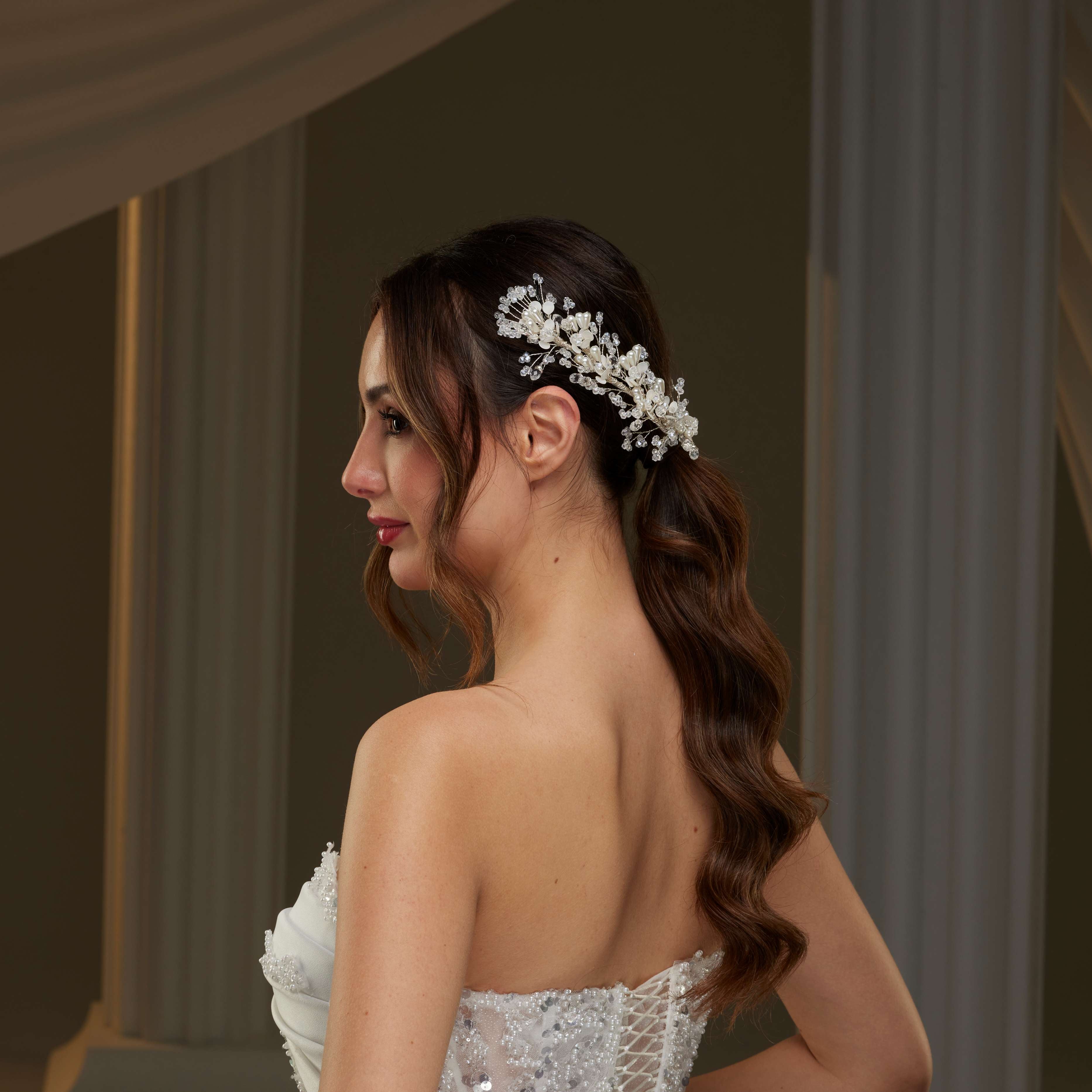 Elegant Bridal Hairvine with Crystal Beads, Pearls, and Flowers