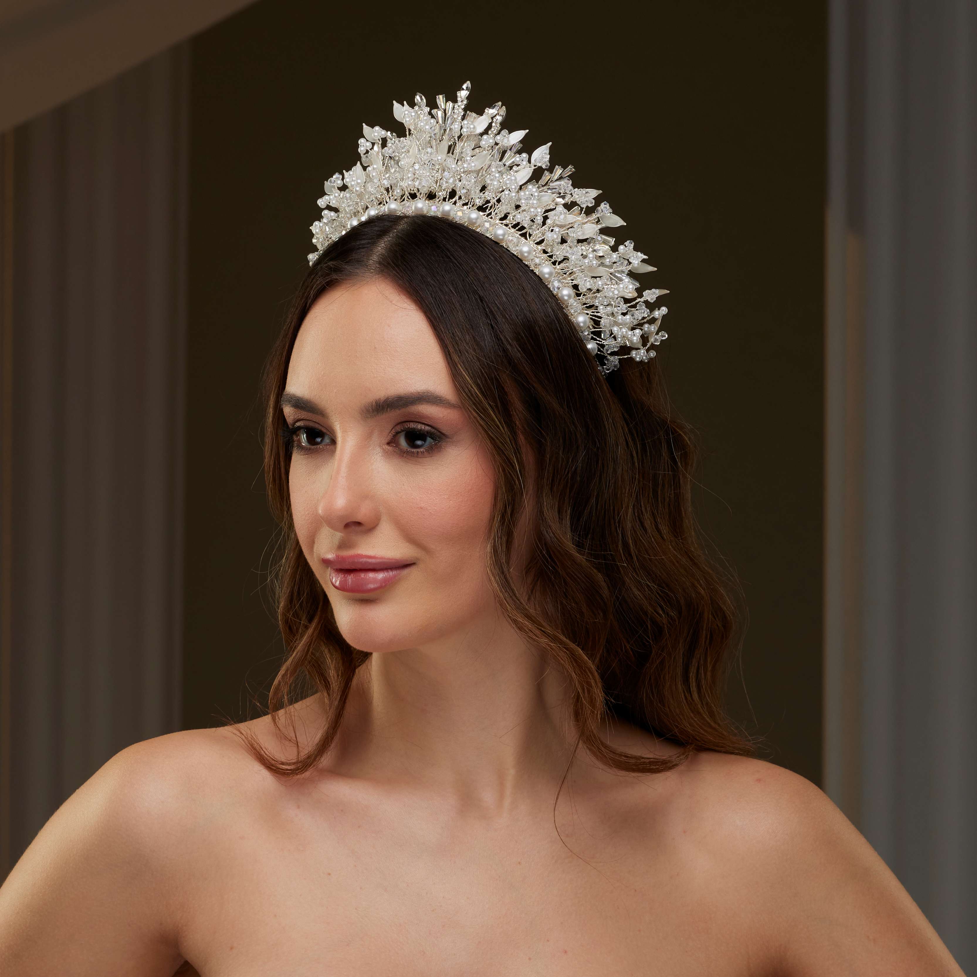 Luxury Bridal Tiara with Crystals & Pearls