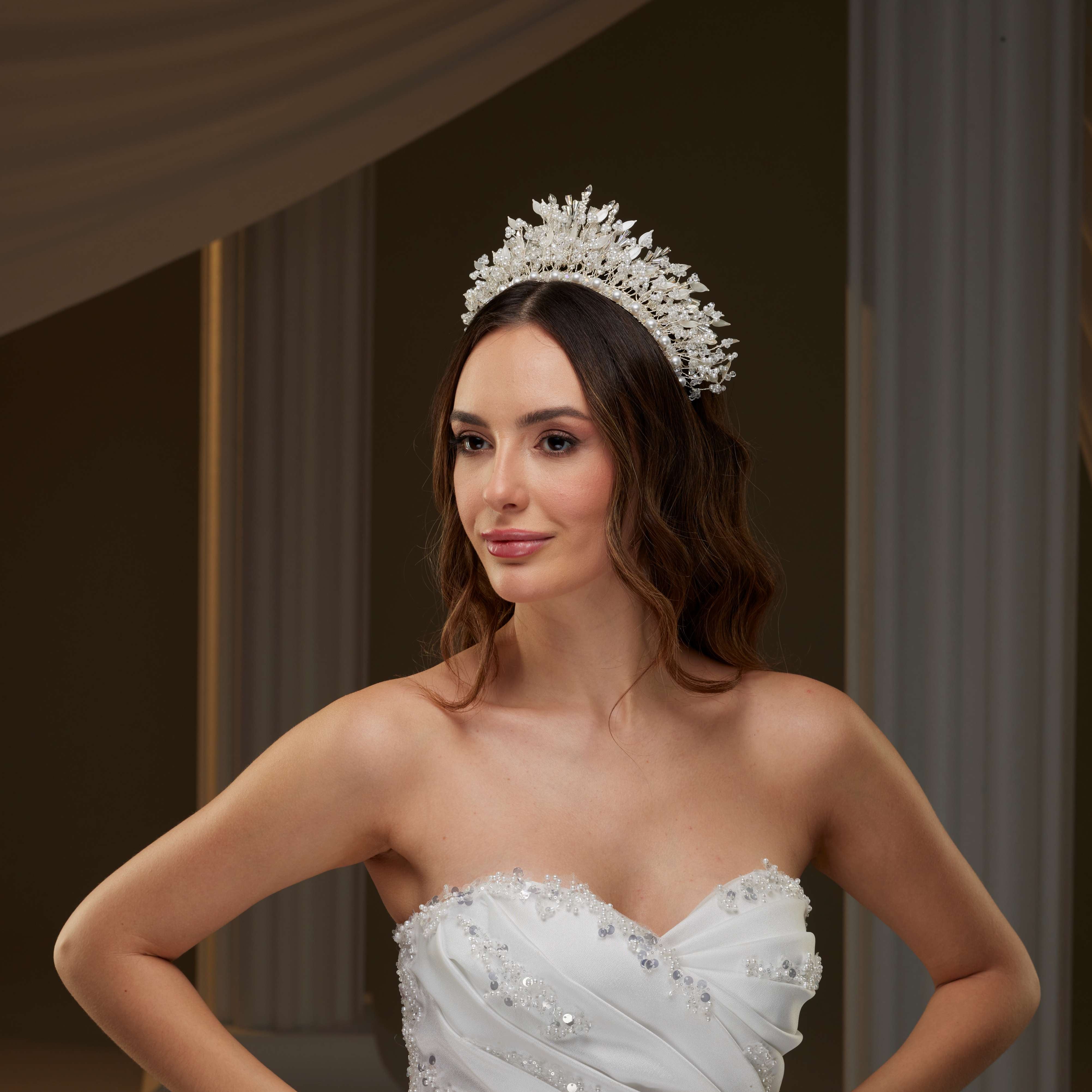 Luxury Bridal Tiara with Crystals & Pearls