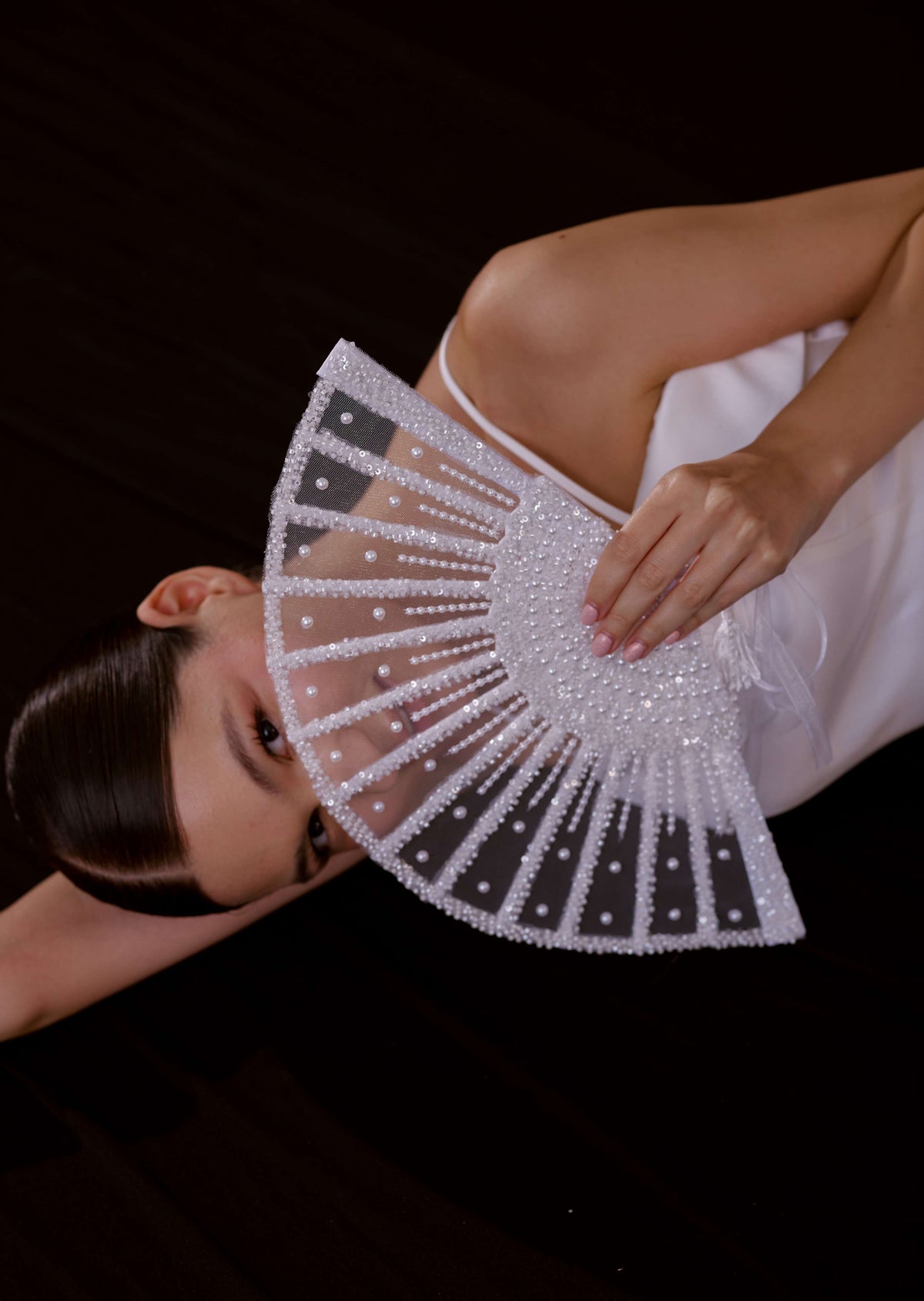 Elegant Pearl and Sequin Bridal Fan