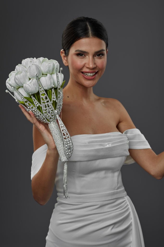 Wedding Bouquet Holder, Proposal Flowers, Silver Color, Luxury Bridal Accessories