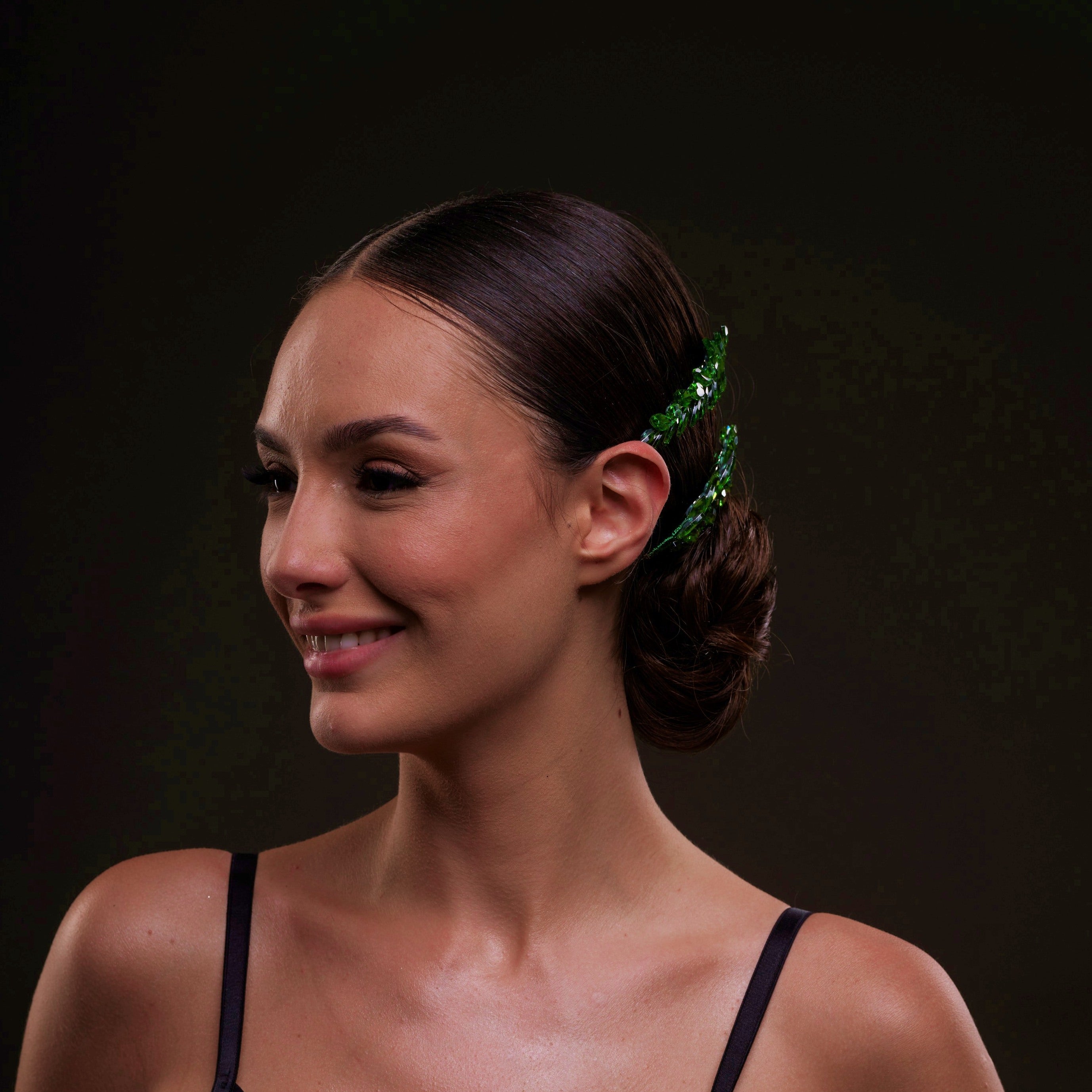 Elegant Green Crystal 2-Piece Hair Comb Set