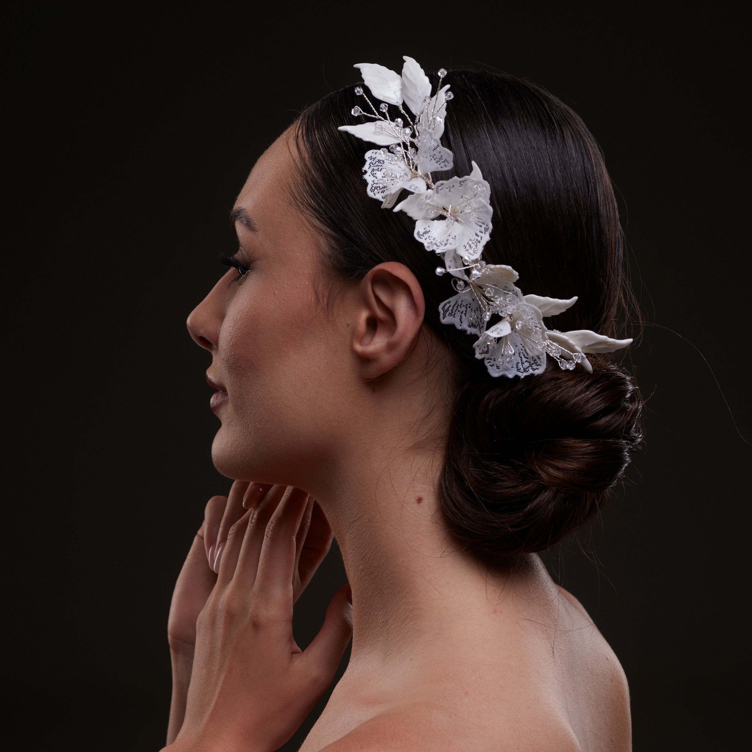 Elegant White Flower & Bead Bridal Hair Comb