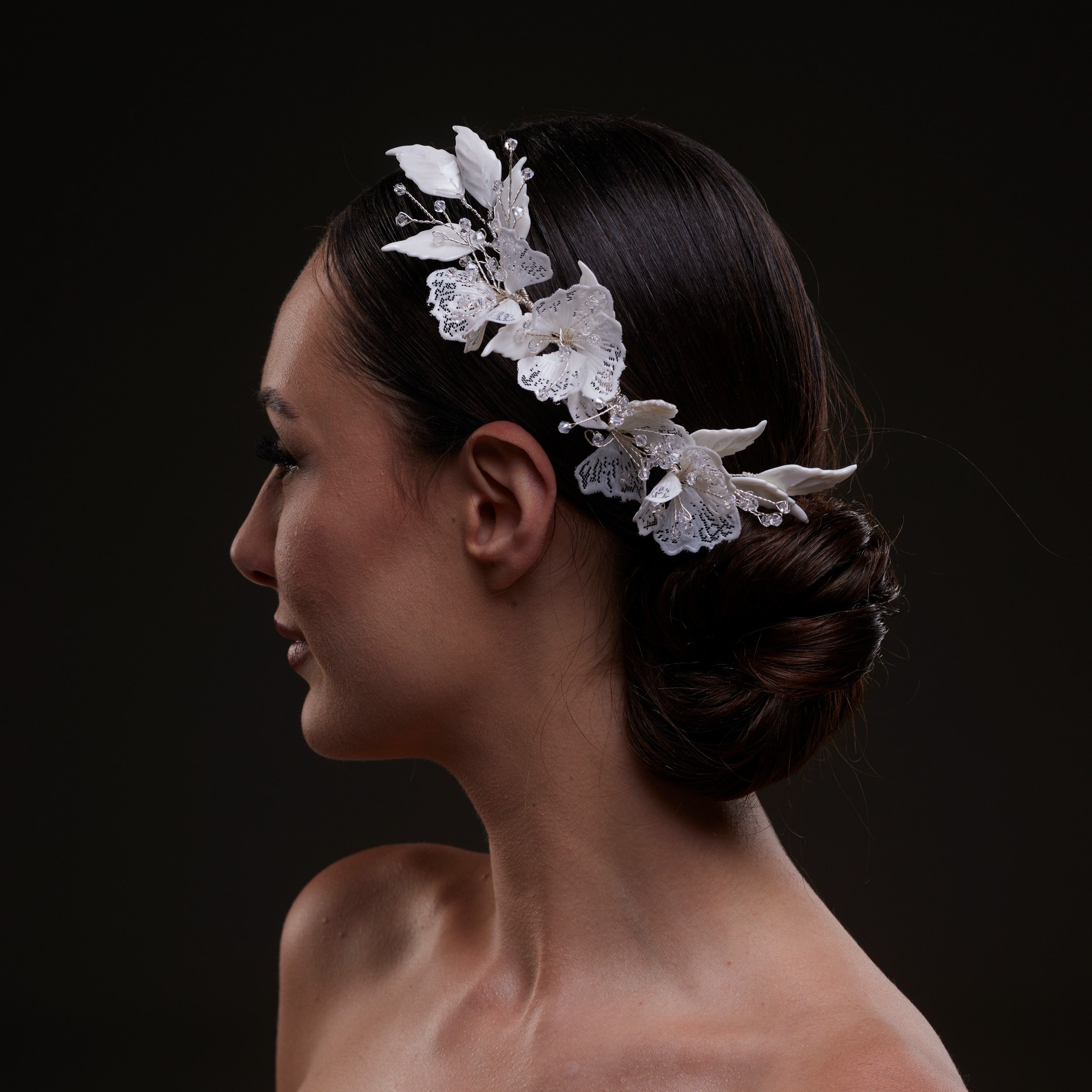 Elegant White Flower & Bead Bridal Hair Comb