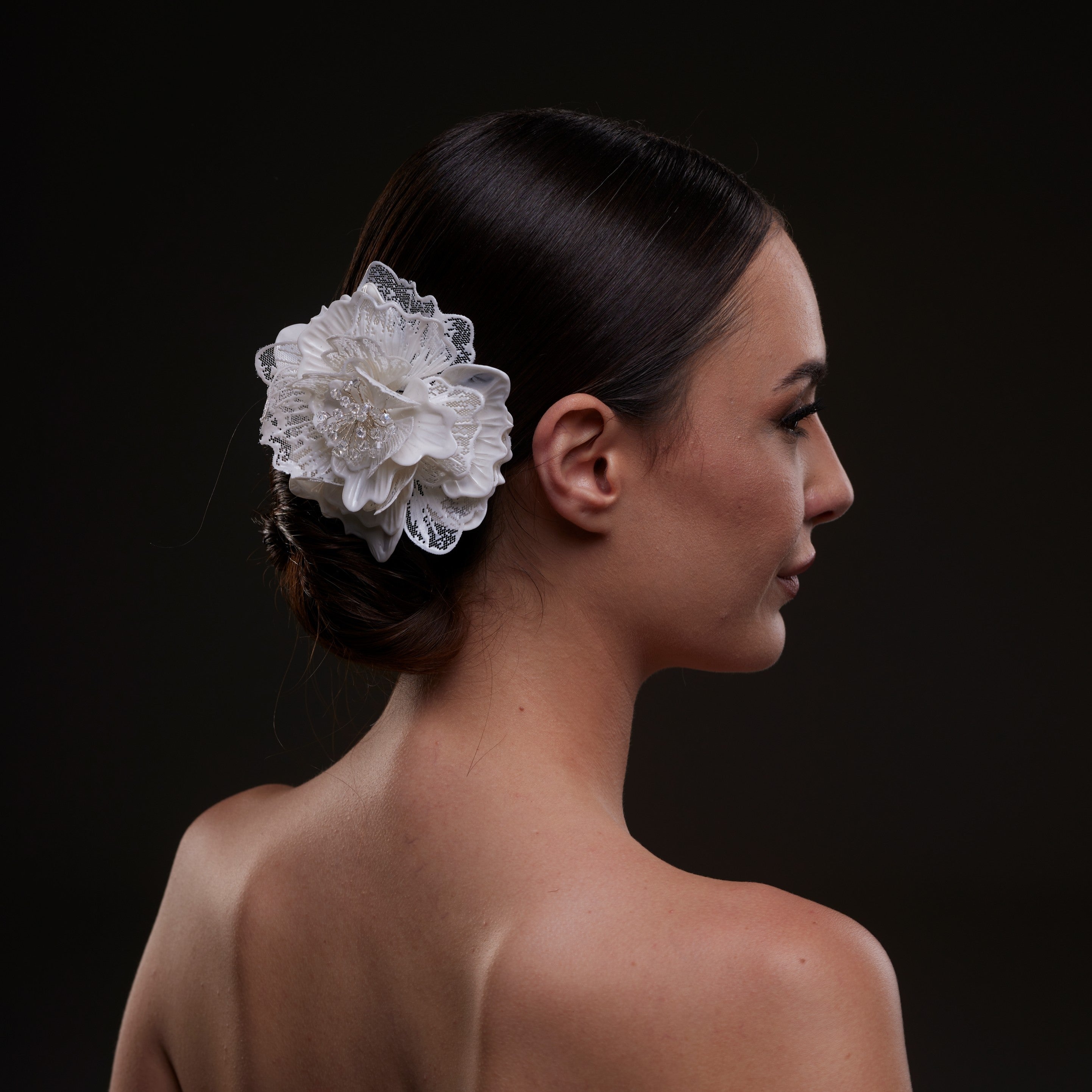 Elegant White Flower Bridal Hair Comb