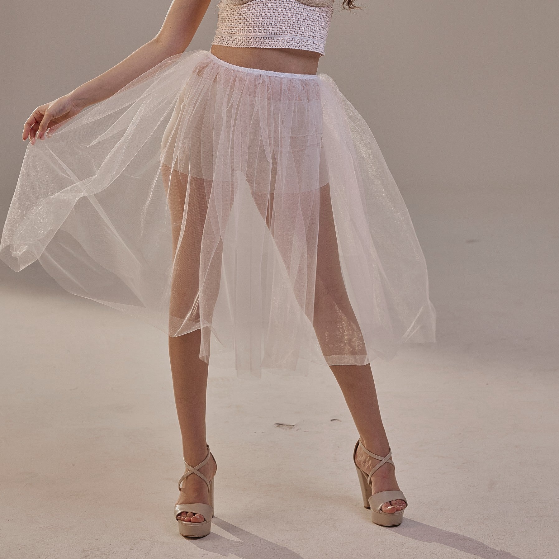 Short Soft White Tulle Skirt for Women , Flowy Mini Tulle Skirt, Bridal Party Skirt, Bachelorette Skirt