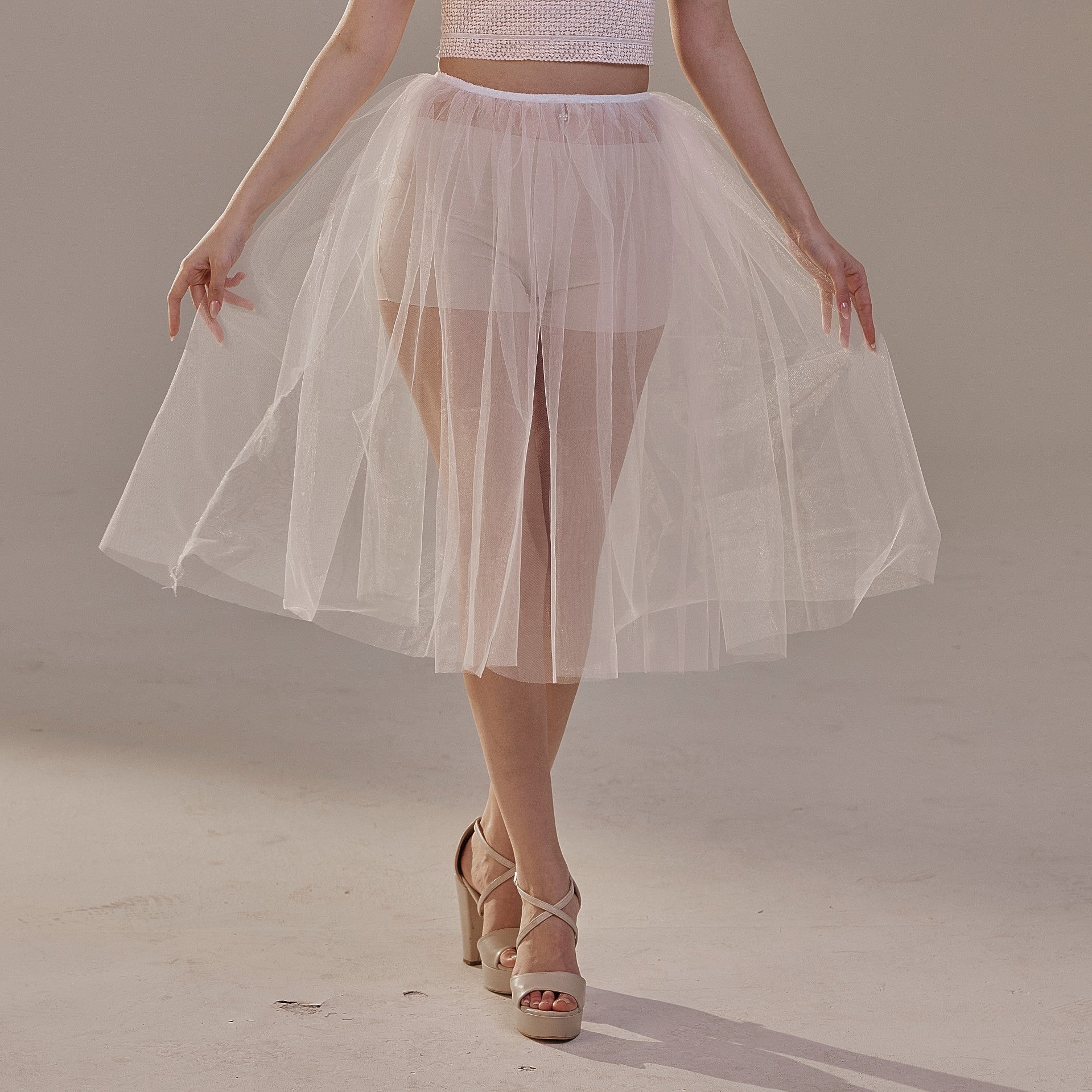 Short Soft White Tulle Skirt for Women , Flowy Mini Tulle Skirt, Bridal Party Skirt, Bachelorette Skirt