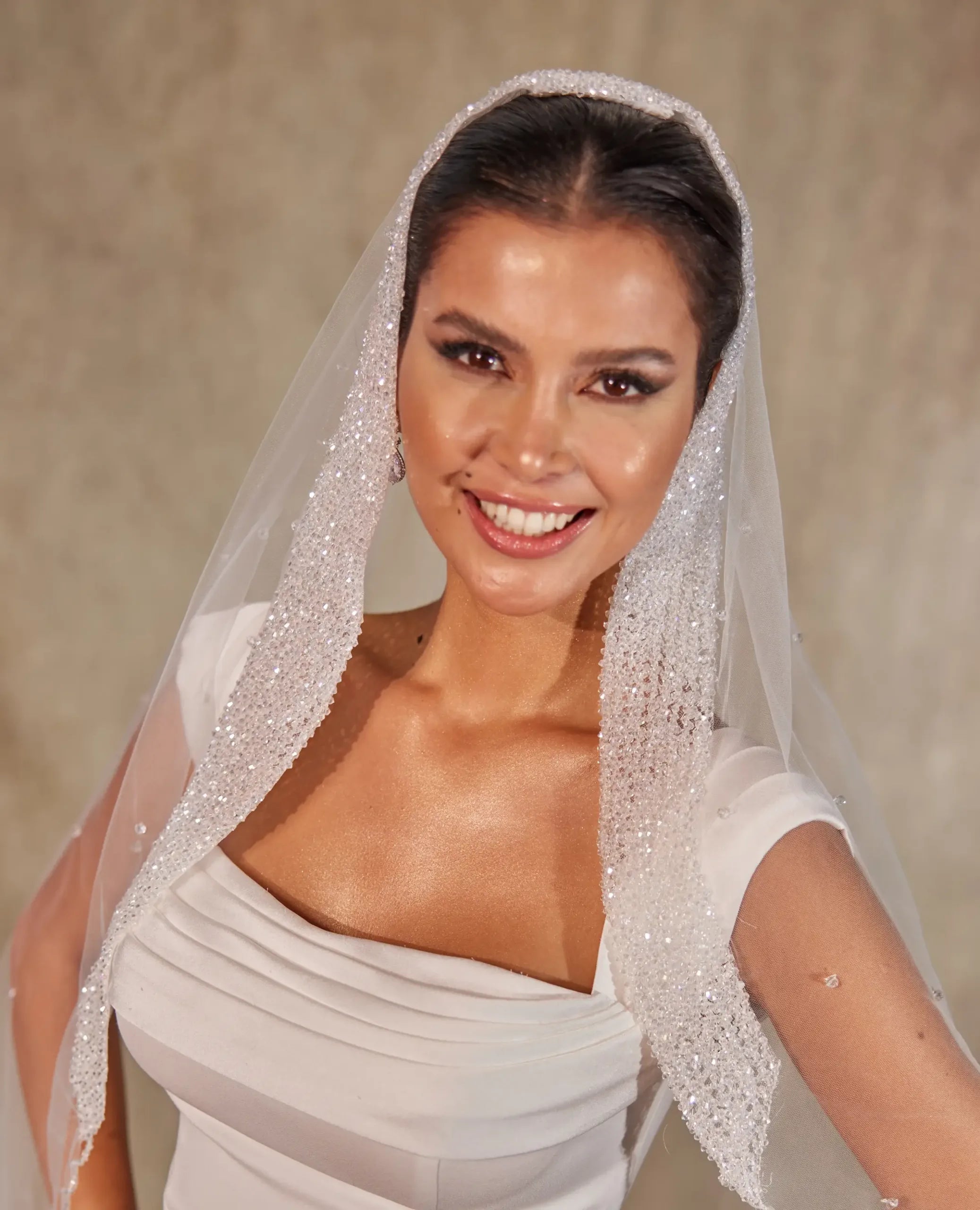 Luxe Beaded Bridal Veil- D225 - Bridal Port