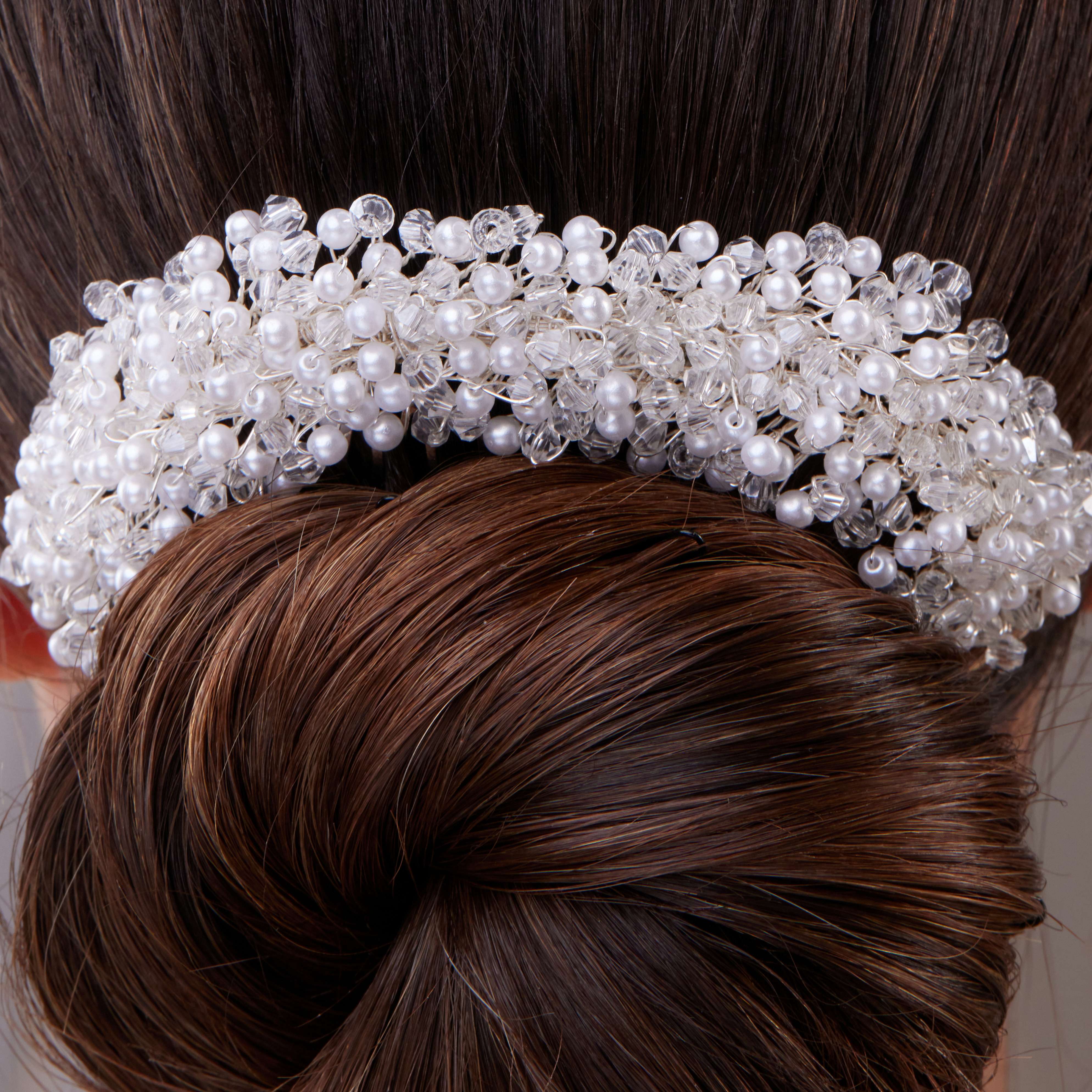 Elegant Pearl and Crystal Bridal Hair Comb