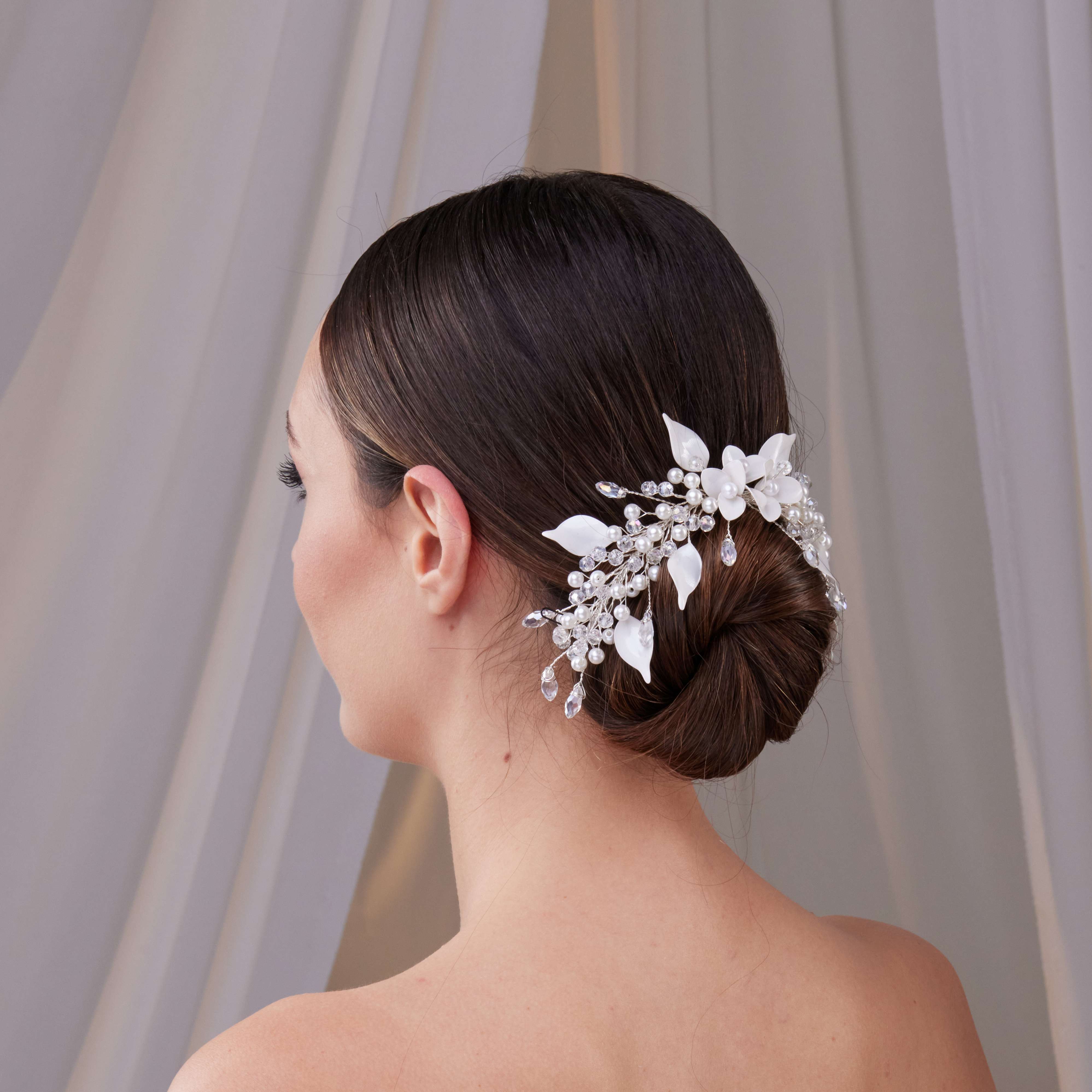 Elegant Resin Flower Hair Comb