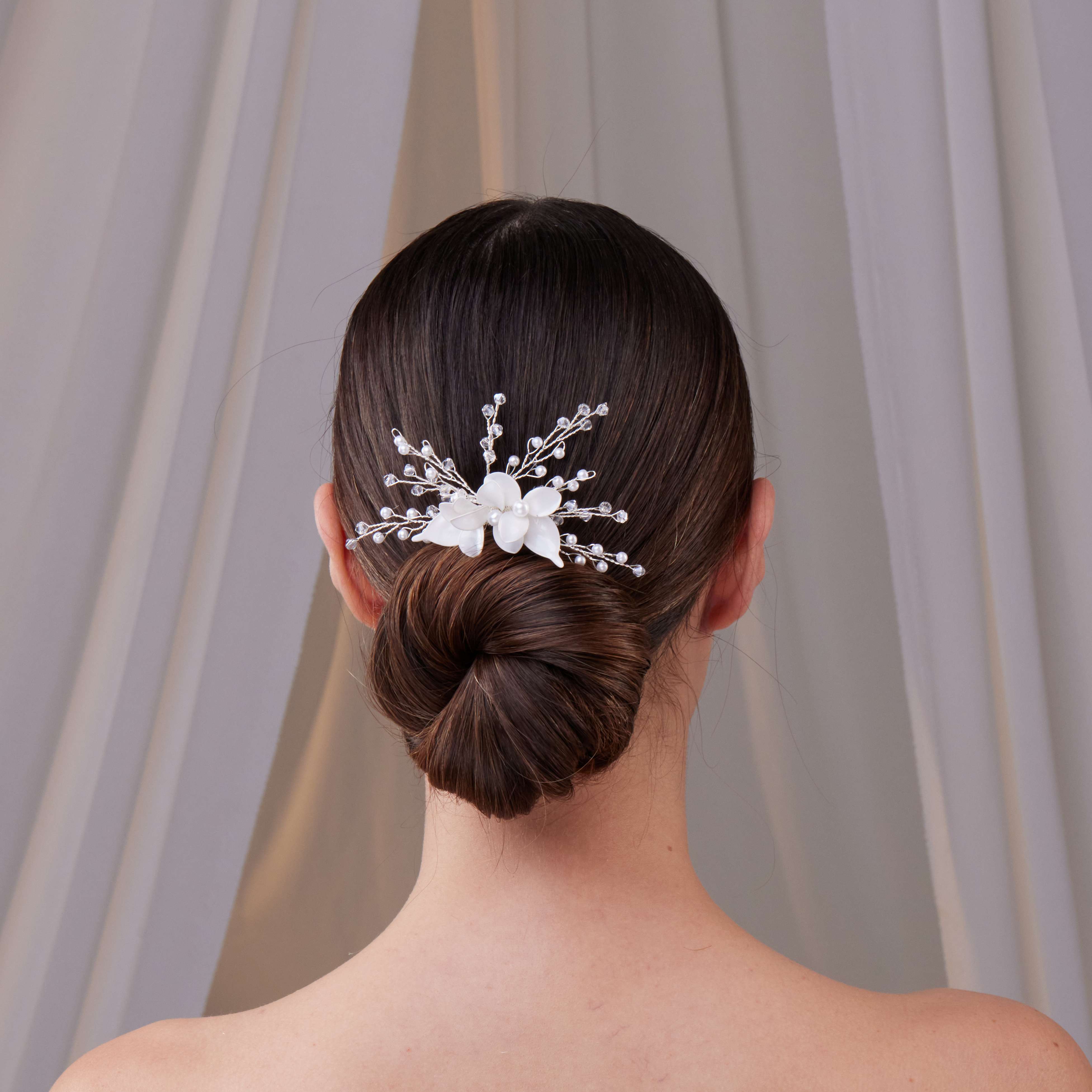 Elegant Resin Flower Wedding Hair Comb