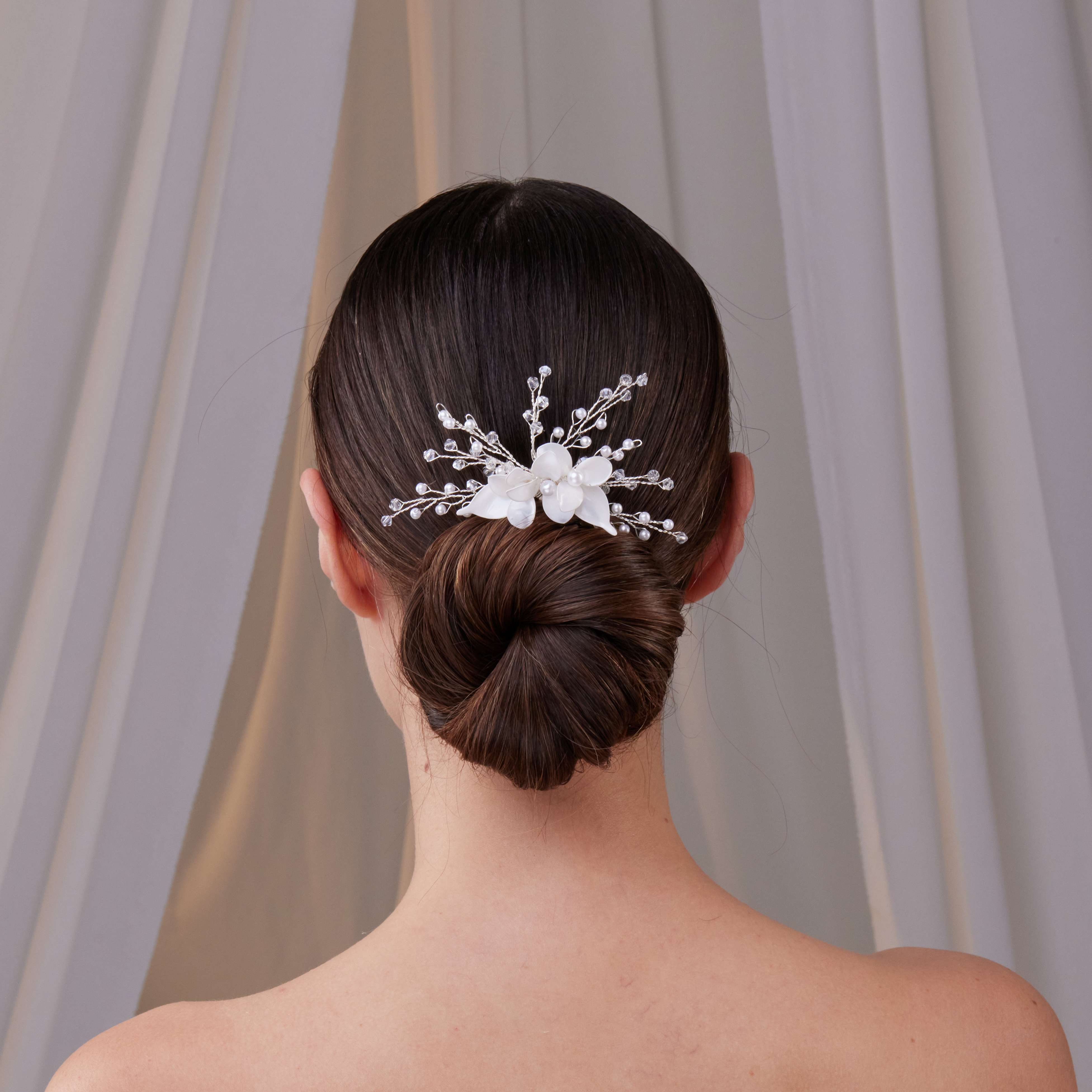 Elegant Resin Flower Wedding Hair Comb