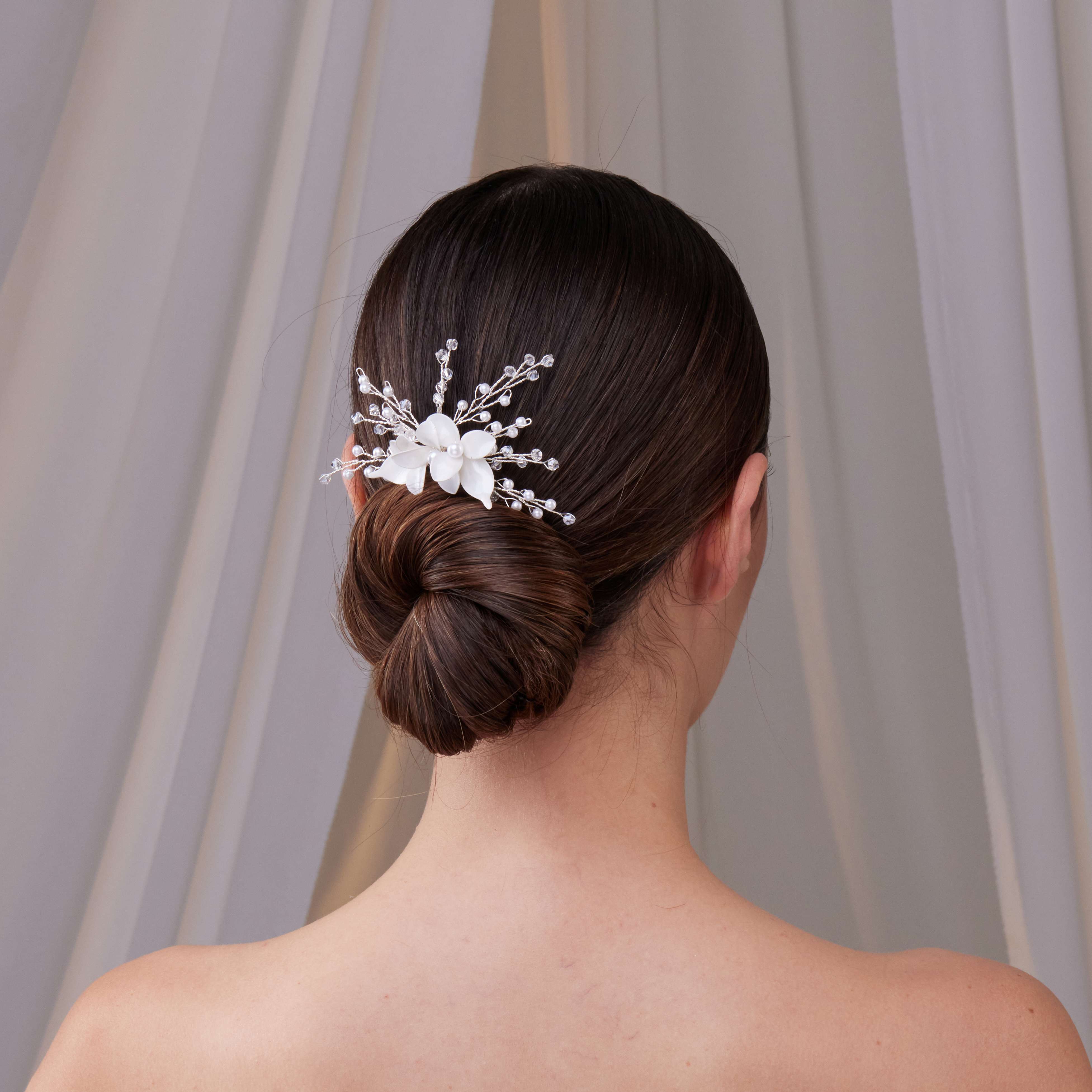 Elegant Resin Flower Wedding Hair Comb