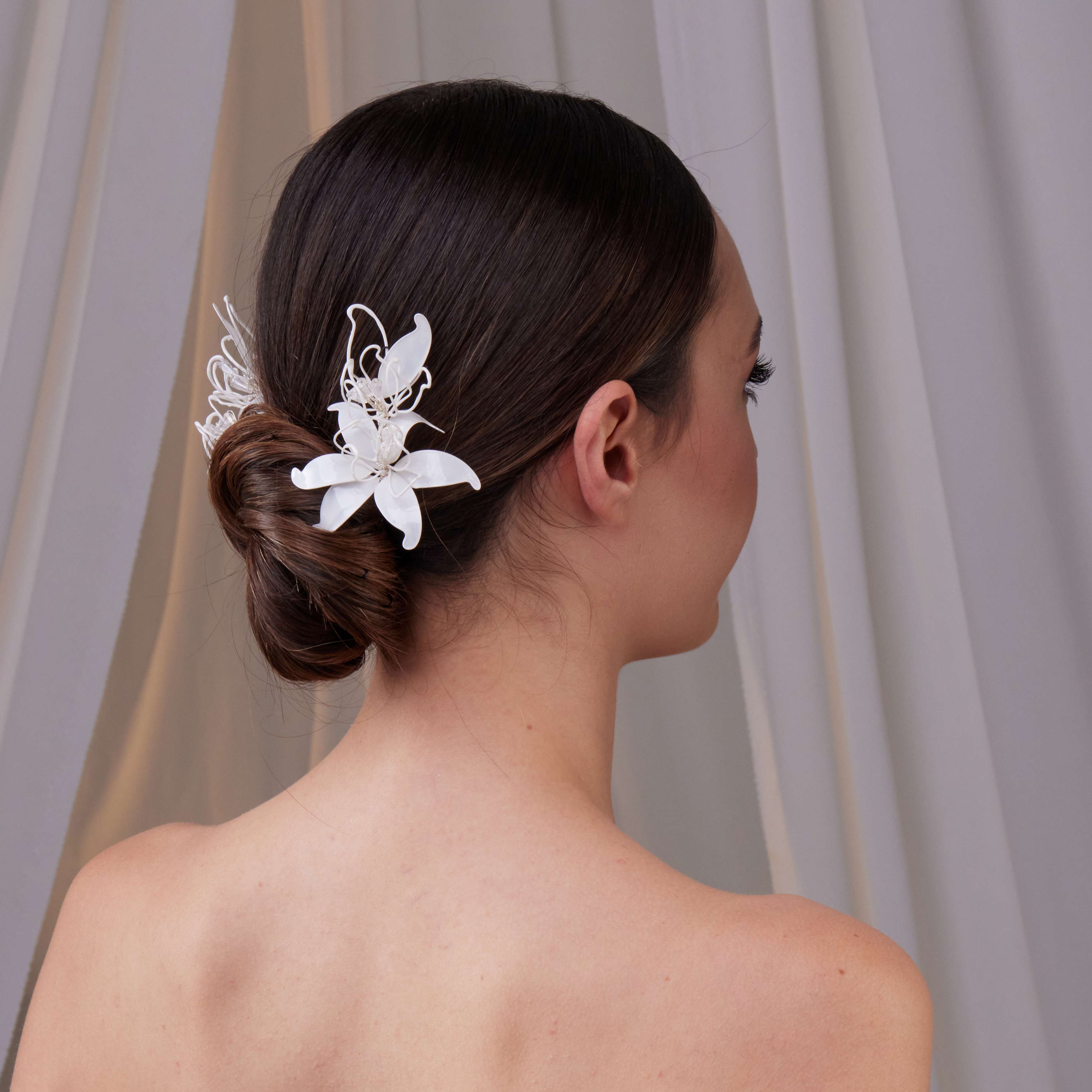 Two-Piece Resin Flower Hair Pin Set