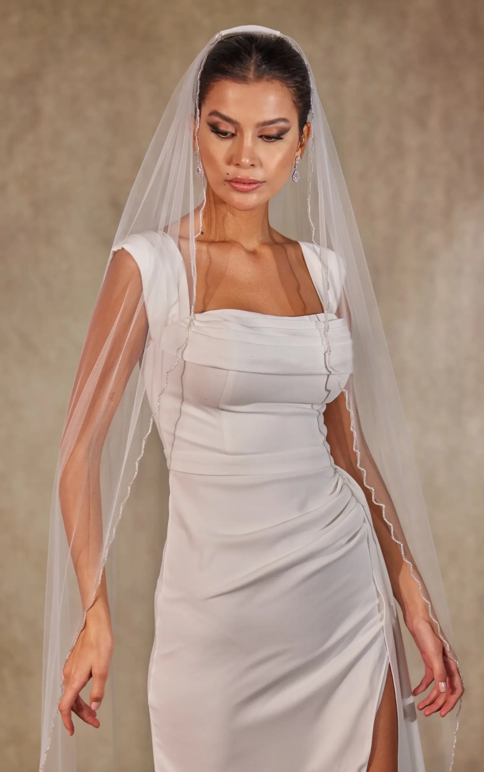 Stunning Vertical Line Bridal Veil -D219 - Bridal Port