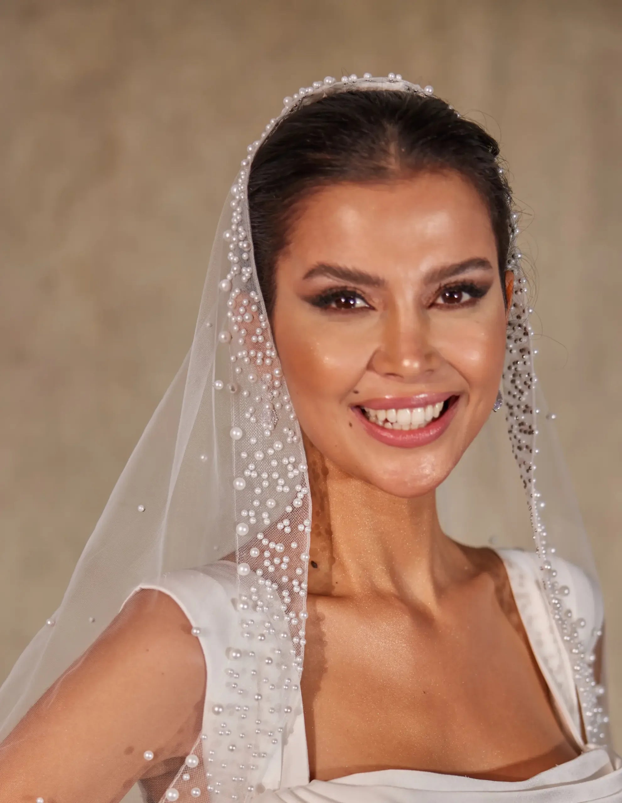 Pearl  Wedding Veil with Raw Cut Edge-D227 - Bridal Port