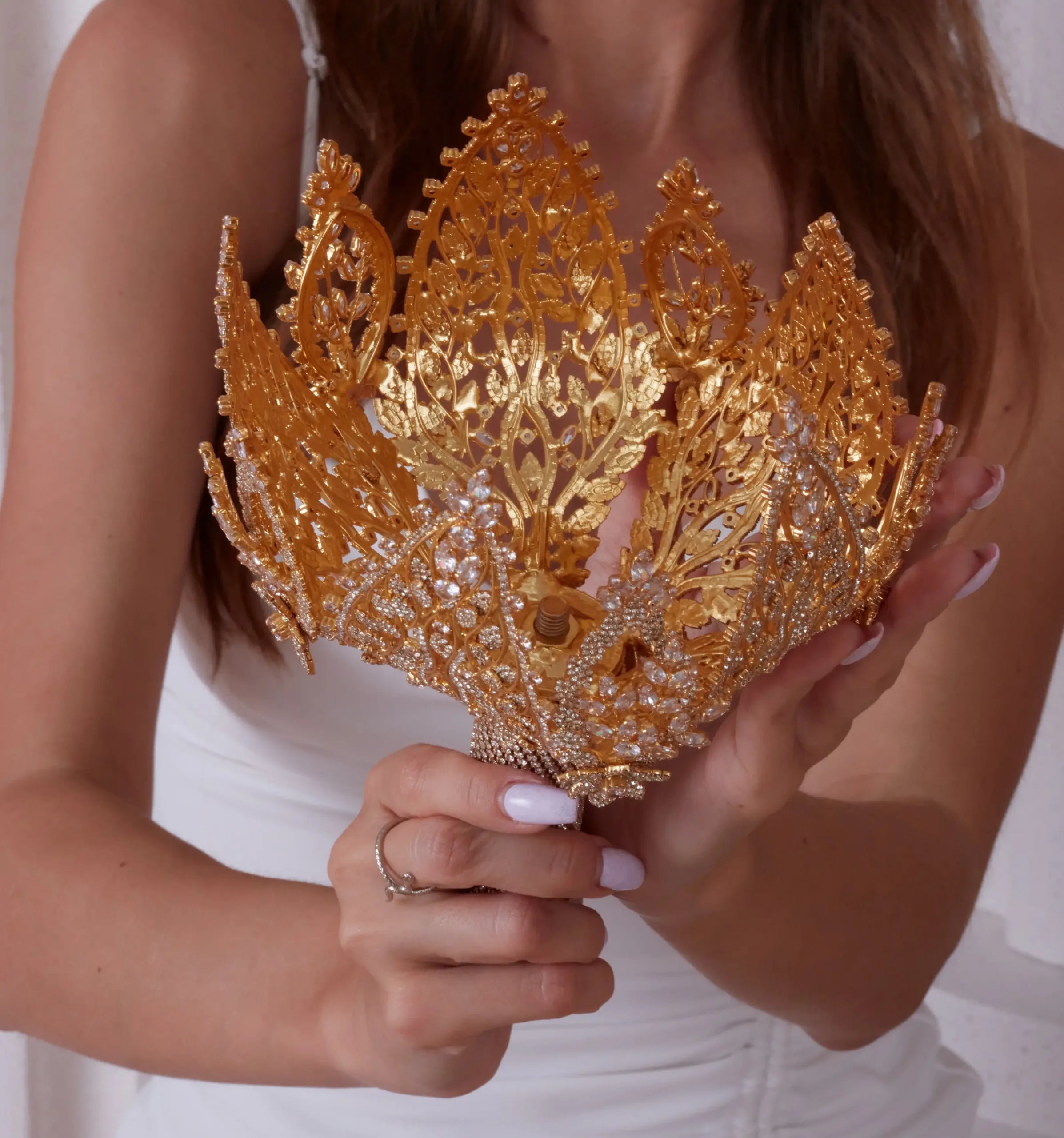 Gold Bouquet Holder, Gold Wedding Bouquet - Bridal Port