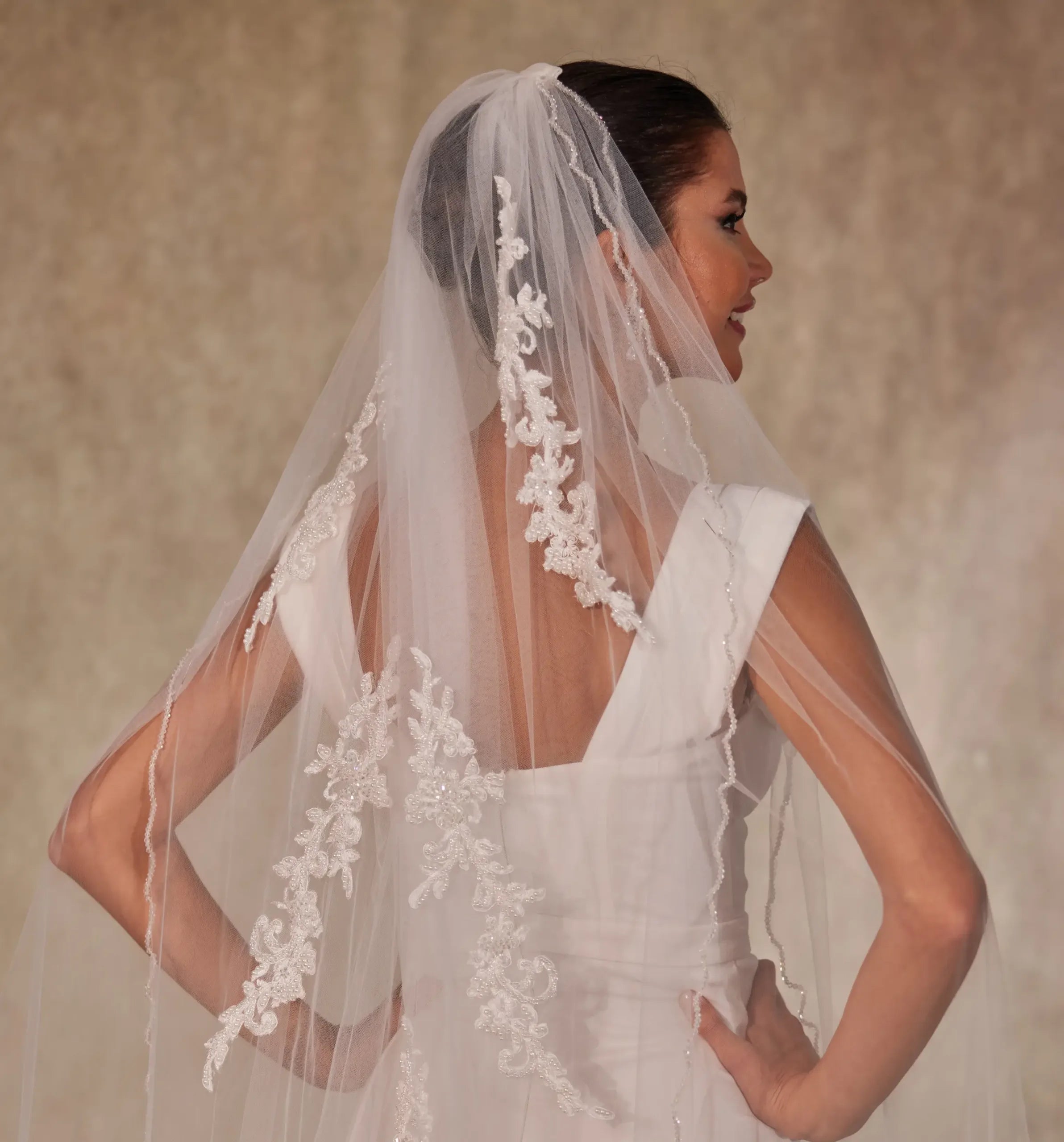 French Lace  Wedding Veil - D244 - Bridal Port