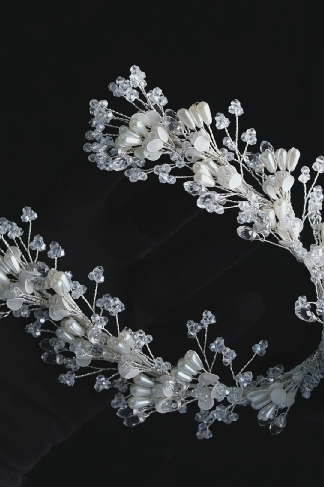 Elegant Bridal Hairvine with Crystal Beads, Pearls, and Flowers