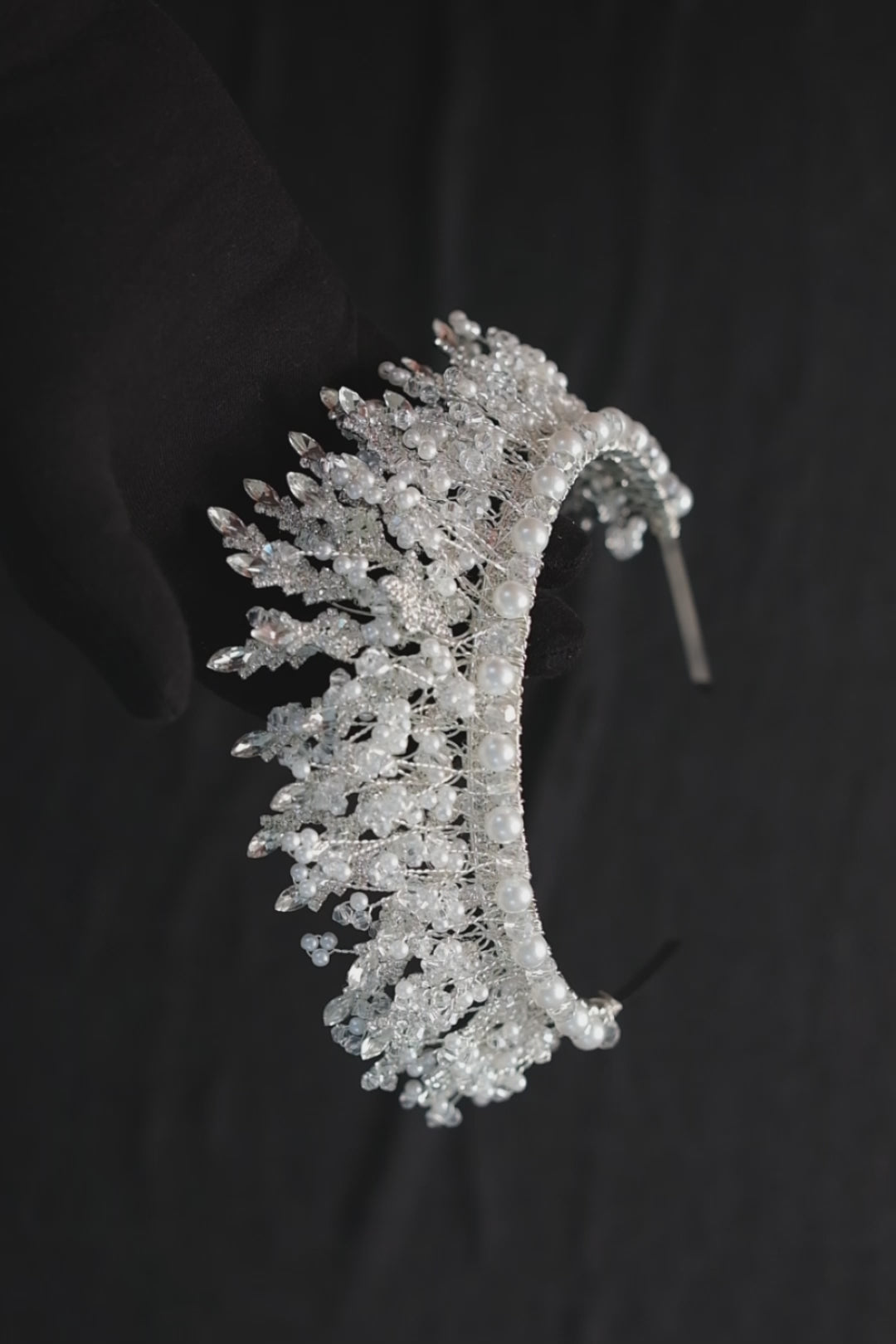 Elegant  Pearl Bridal Tiara