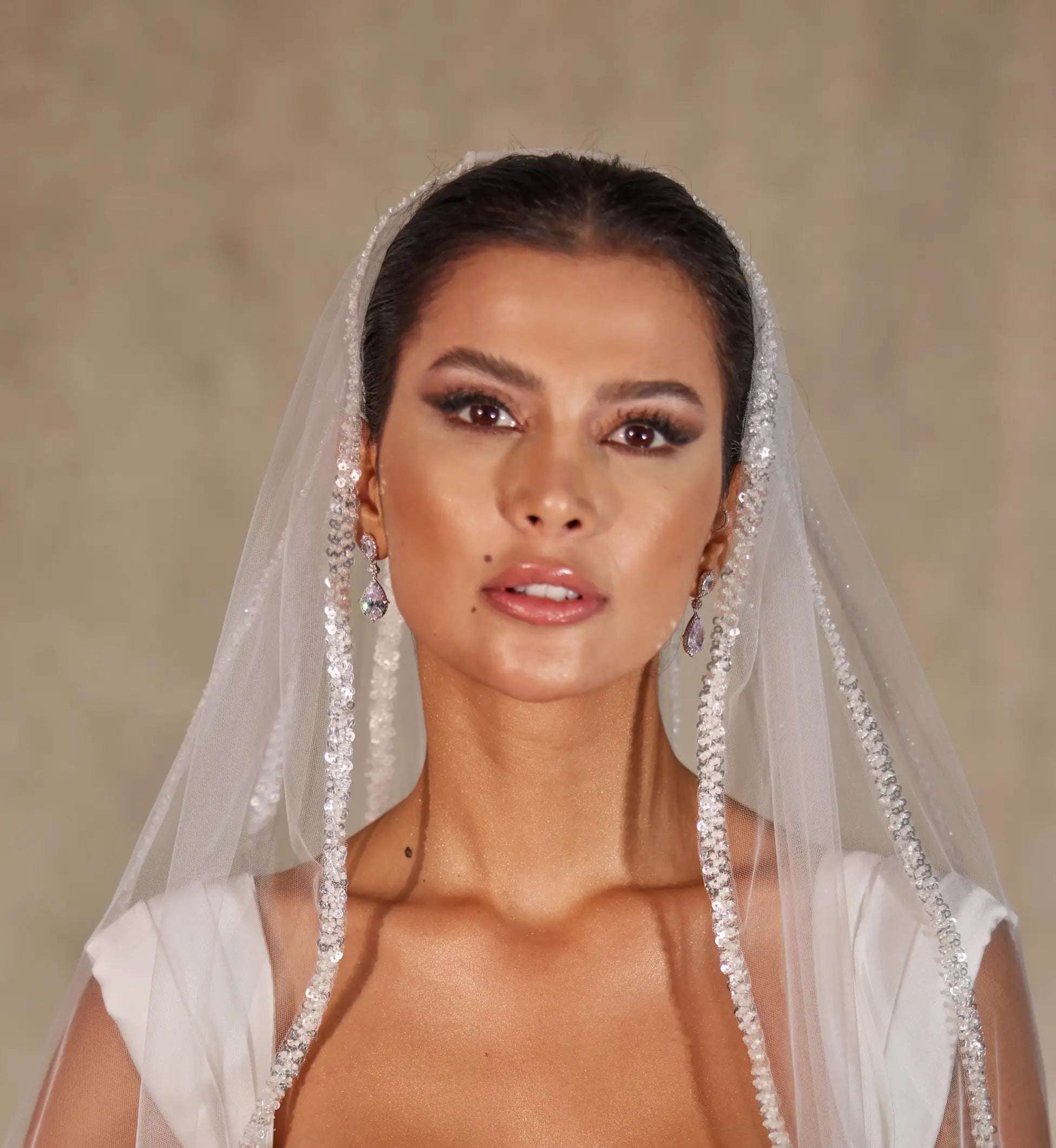 Elegant Sequin and Beaded Wedding Veil-D218 - Bridal Port