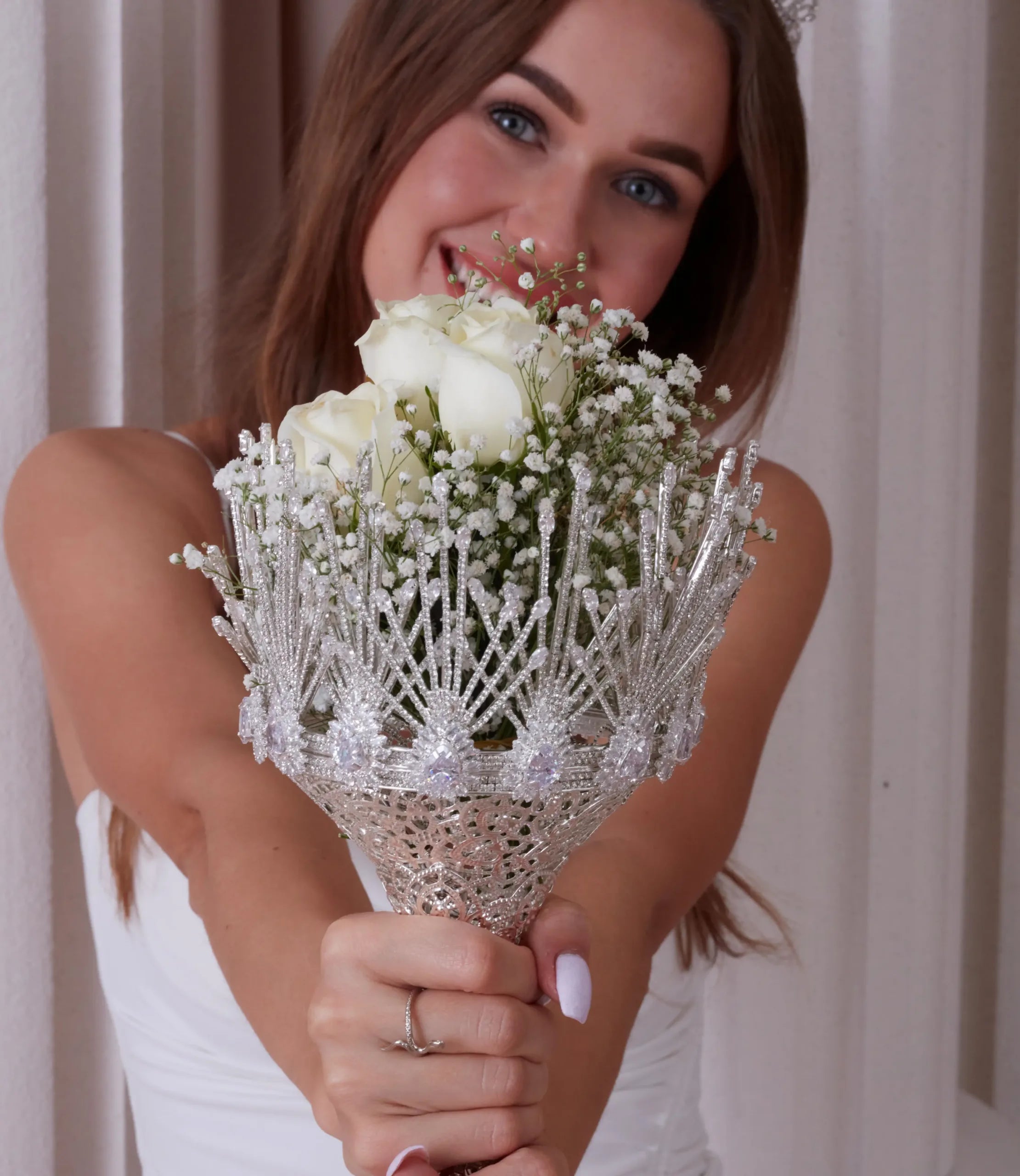 Deluxe Hand Bouquet, Wedding Bouquet - Bridal Port